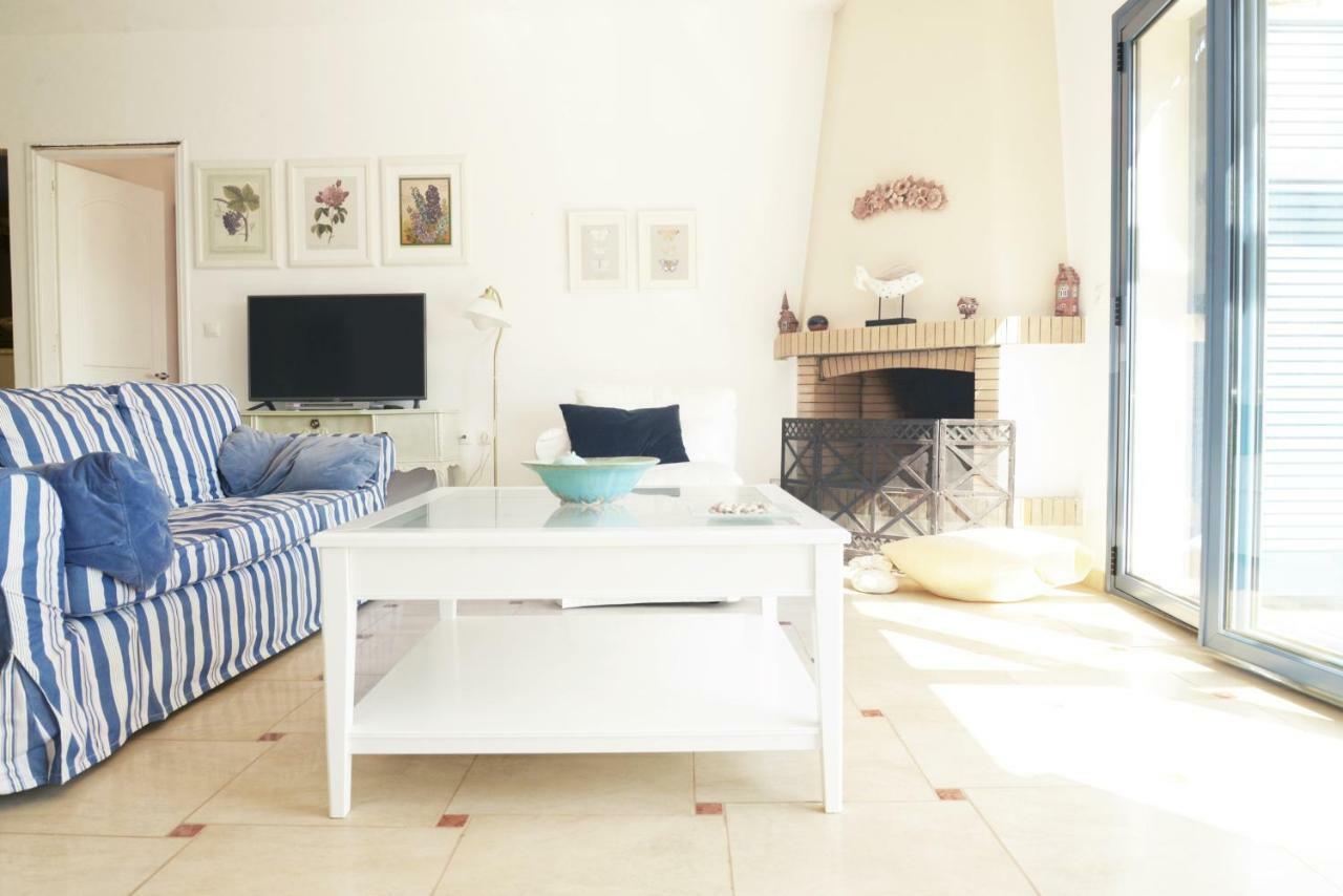 blueline guesthouse Agios Dimitrios  Extérieur photo